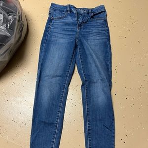 American Eagle Jeans. Size 2 Jeggings. Like new